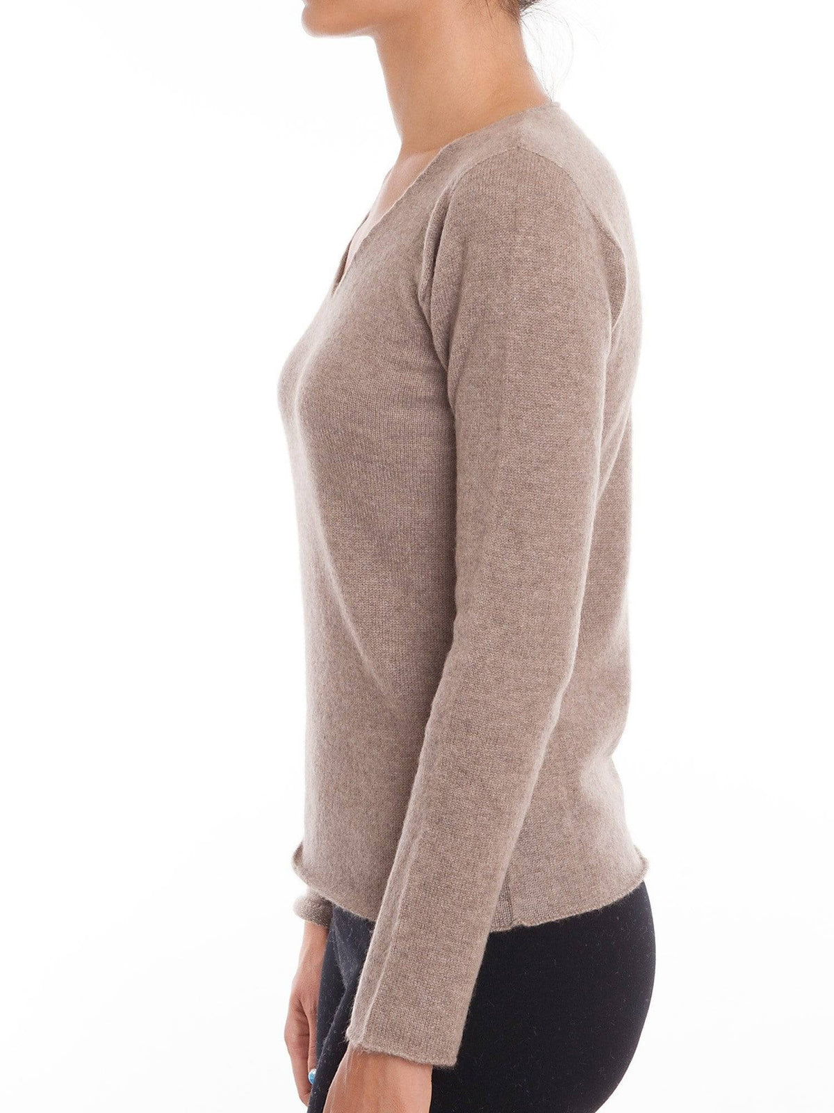 Women's 100% cashmere V-neck, colour Mink, view 4 | Dalle Piane Cashmere