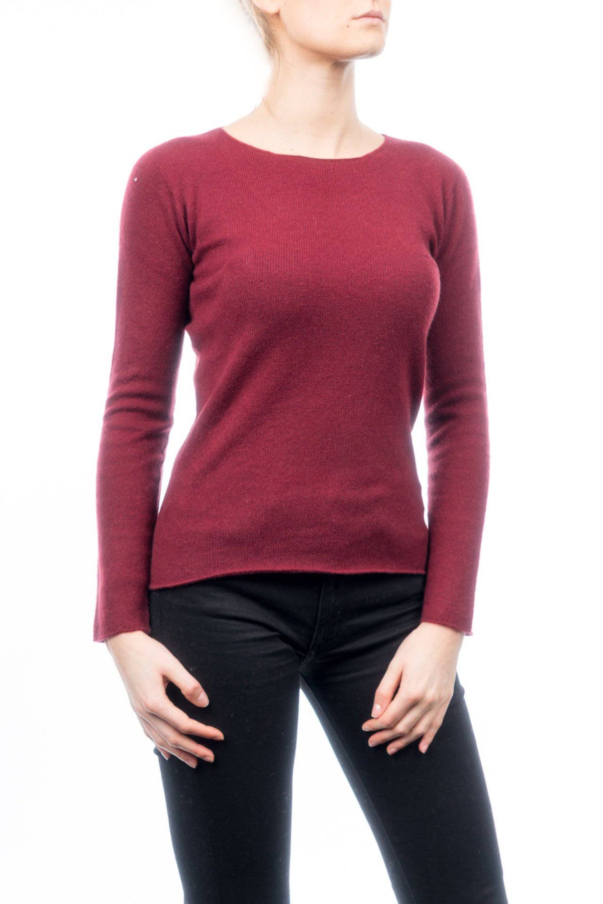 Women's 100% cashmere crewneck, colour Bordeaux, view 2 | Dalle Piane Cashmere