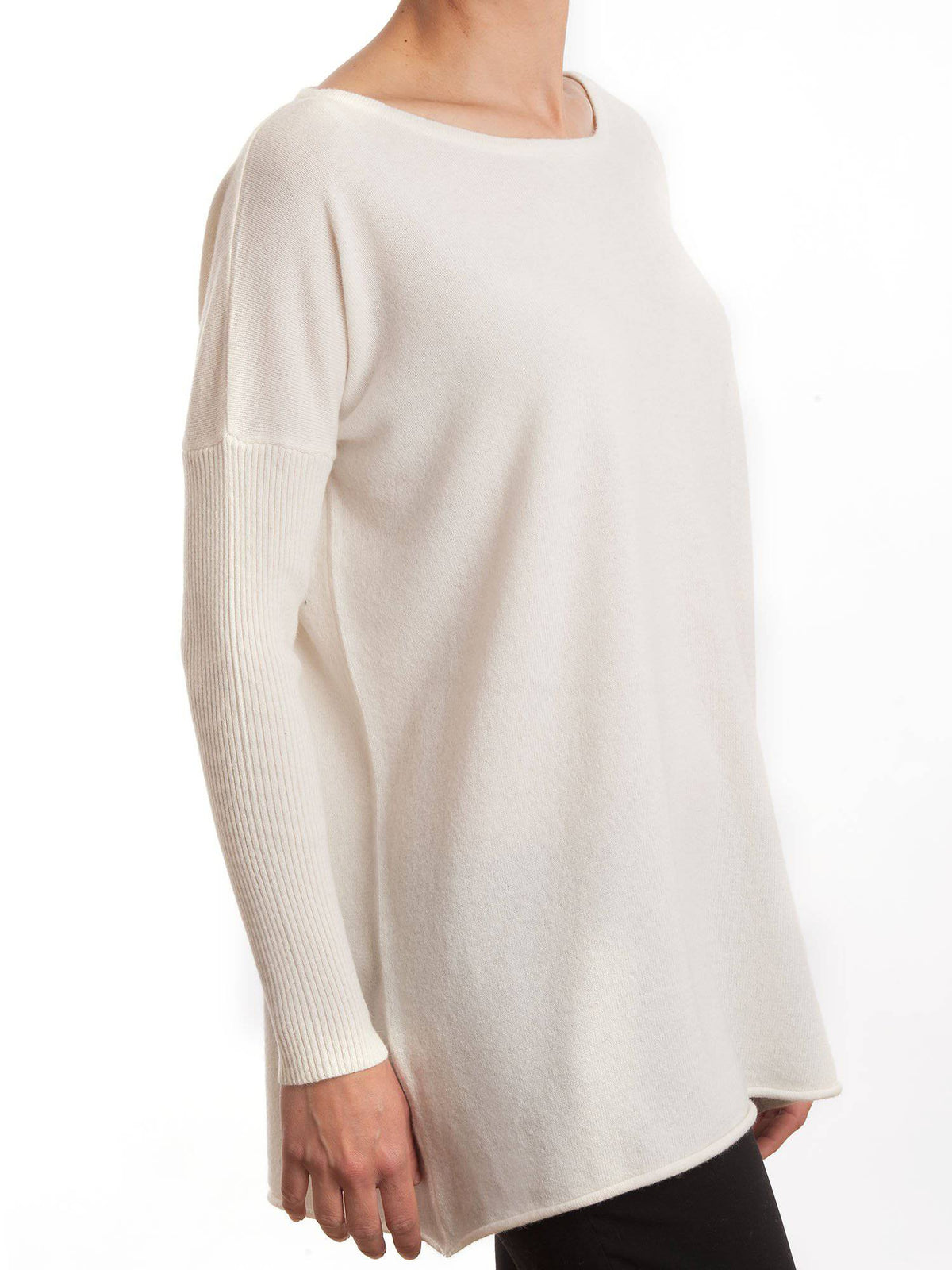 Women's cashmere blend oversized sweater, colour Cream, view 2 | Dalle Piane Cashmere