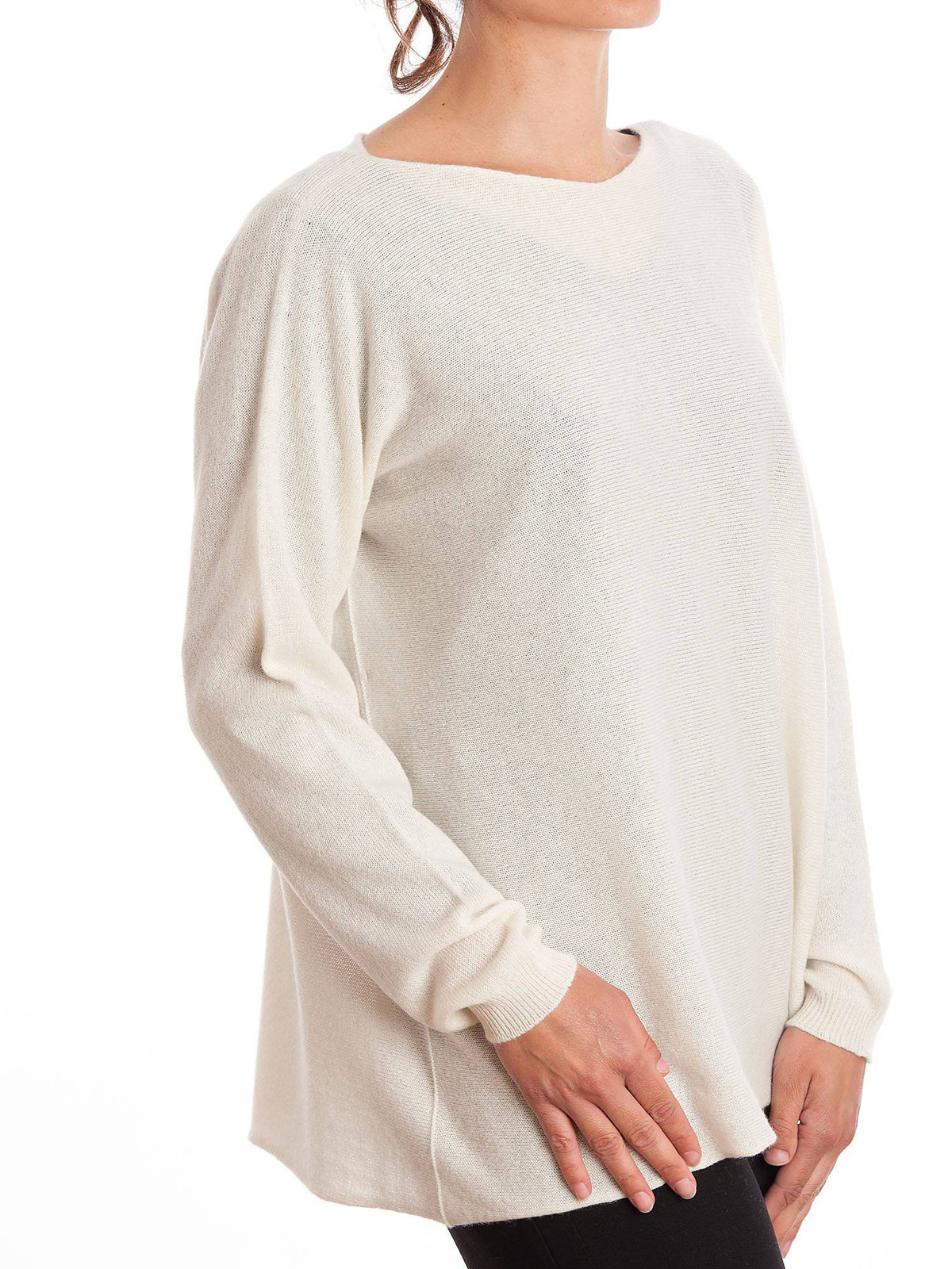 Women's 100% cashmere oversized sweater, colour Cream, view 4 | Dalle Piane Cashmere