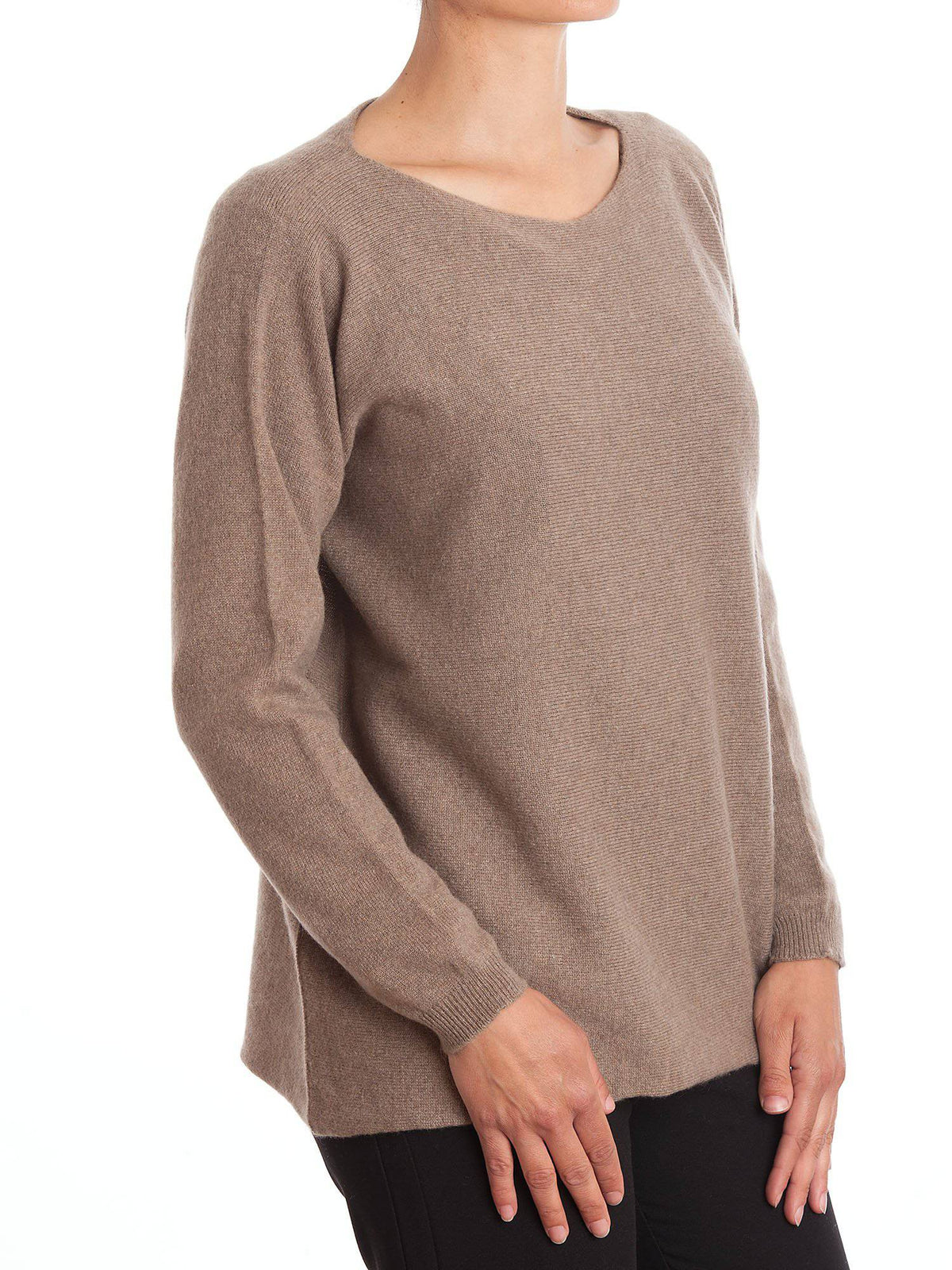 Women's 100% cashmere oversized sweater, colour Mink, view 2 | Dalle Piane Cashmere